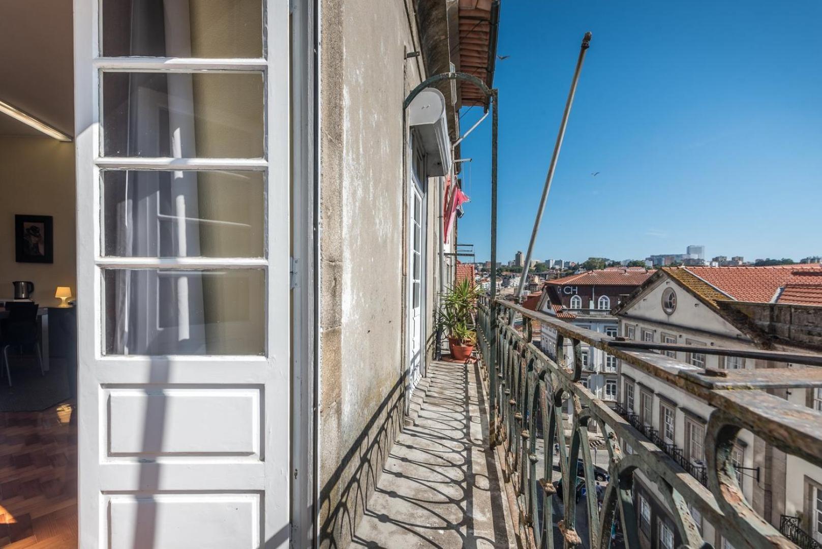 Guestready - Minimalistic Studio Downtown Porto Exterior foto